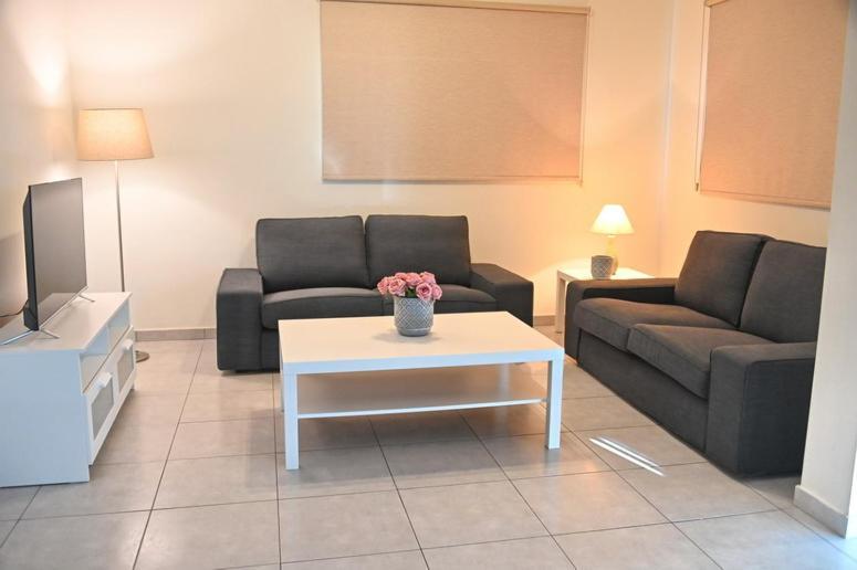 Edessis Beach House ลิมาซอล ภายนอก รูปภาพ